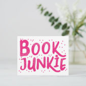 boek junkie in roze briefkaart (Staand voorkant)