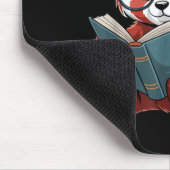 Boek lezend rode panda lezer dier schattig rood muismat (Hoek)