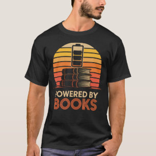Boek met batterij-oplader Powered By Books T-shirt