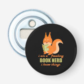 Boek Nerd Squirrel Button Flesopener (Voorkant)
