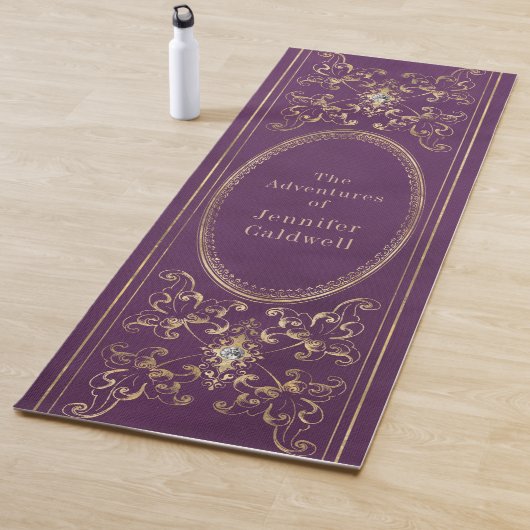 boek Spine Monogram Paarse avonturen Yogamat (In situ)