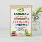 Boek worm verjaardagsfeestje uitnodiging (Staand voorkant)