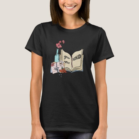  boeken Grow Your Mind Reading Book Librar T-shirt (Voorkant)