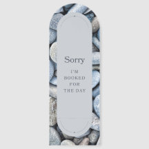 Boeken voor de dag, blauwe kiezels