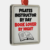 Boekenliefhebber Pilates Instructor Metalen Ornament (Rechts)