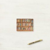 Boekenplank achtergrond post-it® notes (Op bureau)