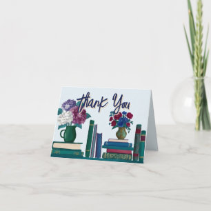 Boekenplank met juweeltonen boeken en bloemen bedankkaart