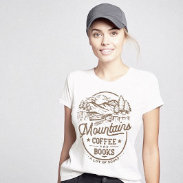 Boekenwurm bergen koffieboeken t-shirt