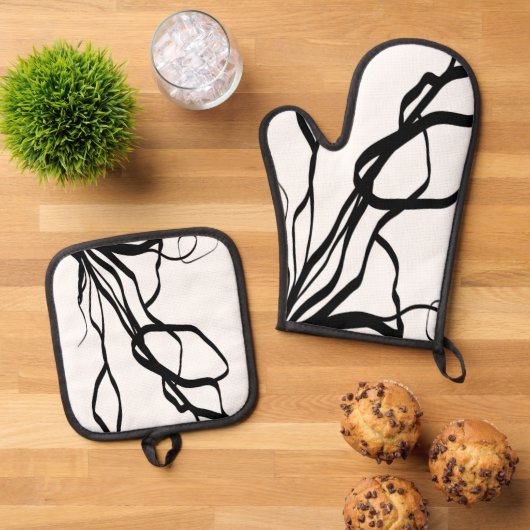 Boeket Blanc: Abstract Wit & Zwart Ovenwant & Pannenlap Set (Top down)