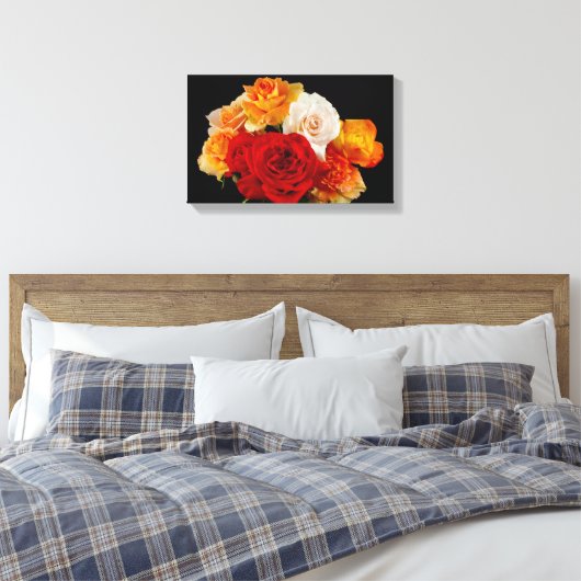 Boeket Rozen op zwart Canvas Afdruk (Insitu (Slaapkamer))
