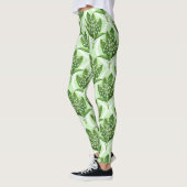 Boeket van lelie van de vallei bloemen op groen leggings (Links)