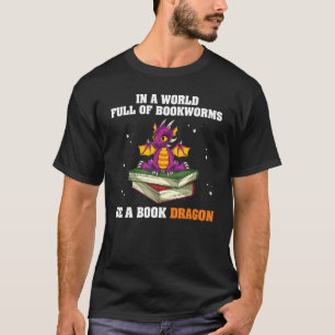Boeklezing in een wereld vol boekwormen is een boe t-shirt