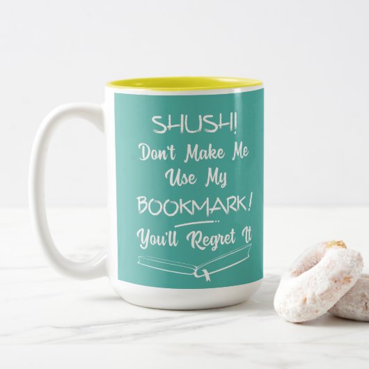 Boekomslagen Funny Text Quote Personalized Tweekleurige Koffiemok (Met donut)