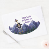 Boekplaat met struisvogel die de berg op rent ovale sticker (Envelop)
