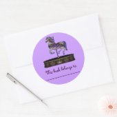 Boekslager (Paarse carrouselpaard) Ronde Sticker (Envelop)