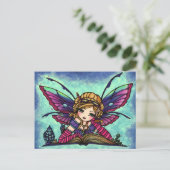 Boekworm Fairy Fantasy Art Briefkaart van Hannah L (Staand voorkant)