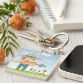Boer Meisje met Giant Carrot Tuinieren Sleutelhanger (Voorkant Rechts)