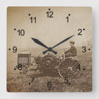 Boerderij Boy & Antiek Tractor Brown