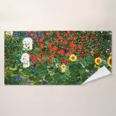 Boerderij tuin met zonnebloemen door Gustav Klimt Badhanddoek (Badhanddoek)
