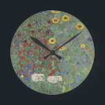 Boerderij tuin met zonnebloemen door Gustav Klimt Ronde Klok<br><div class="desc">Breng de schoonheid van het beroemde schilderij van Gustav Klimt naar je huis met onze Boerderij tuin met zonnebloemen kussen. Met verbluffend ingewikkelde details en levendige kleuren is deze klok de perfecte aanvulling op elke woonruimte. De afdruk van hoge kwaliteit legt de essentie van de illustratie vast en het ontwerp...</div>
