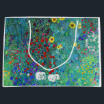 Boerderij tuin met zonnebloemen, Gustav Klimt Groot Cadeauzakje<br><div class="desc">Gustav Klimt (14 juli 1862 - 6 februari 1918) was een Oostenrijkse symboliek schilder en een van de meest prominente leden van de Wenen Secessiebeweging. Klimt wordt genoteerd voor zijn schilderijen, moorden, schetsen en andere voorwerpen. Naast zijn figuurwerk, dat onder meer bestaat uit aantijgingen en portretten, schilderde hij landschappen. Onder...</div>