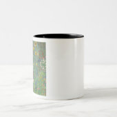 Boerderij van Gustav Klimt met zonnebloemen Tweekleurige Koffiemok (Center)