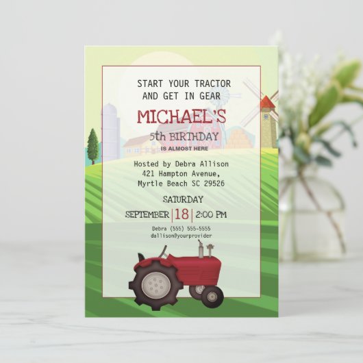 Boerderij van Red Tractor 5th Birthday Kaart (Staand voorkant)