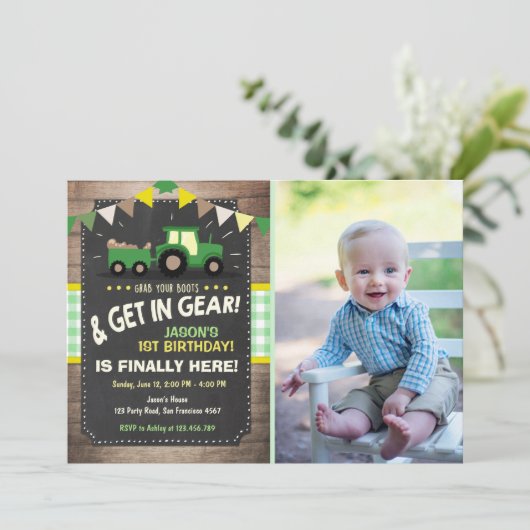 Boerderij van tractorverjaardagsuitnodiging Jongen Kaart (Staand voorkant)