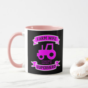 Boerderij Wife boerensuperheld Quote Pink Tractor Mok