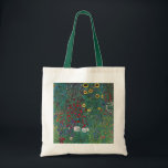 Boertuin met zonnebloem door Klimt,  bloemen Tote Bag<br><div class="desc">Farmergarden met zonnebloem (1905/06) van Gustav Klimt is een Victoriaans Era Symbolisme fijn kunstschilderij. Een natuur scène met allerlei bloemen en zonnebloemen in een tuin op een boerderij. Over de kunstenaar: Gustav Klimt (1862-1918) was een Oostenrijkse symbolistische schilder en een van de meest prominente leden van de beweging "Art Nouveau"...</div>
