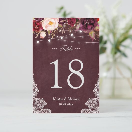 Bogundy Floral String Lights Lace Table Number Kaart (Staand voorkant)