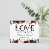Bogundy Waterverf Floral Love Save the Date Aankondigingskaart (Staand voorkant)