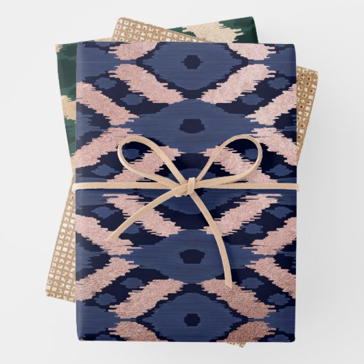 Boheems Roos Gold Navy Blue Ikat Pattern Inpakpapier Vel (In situ)