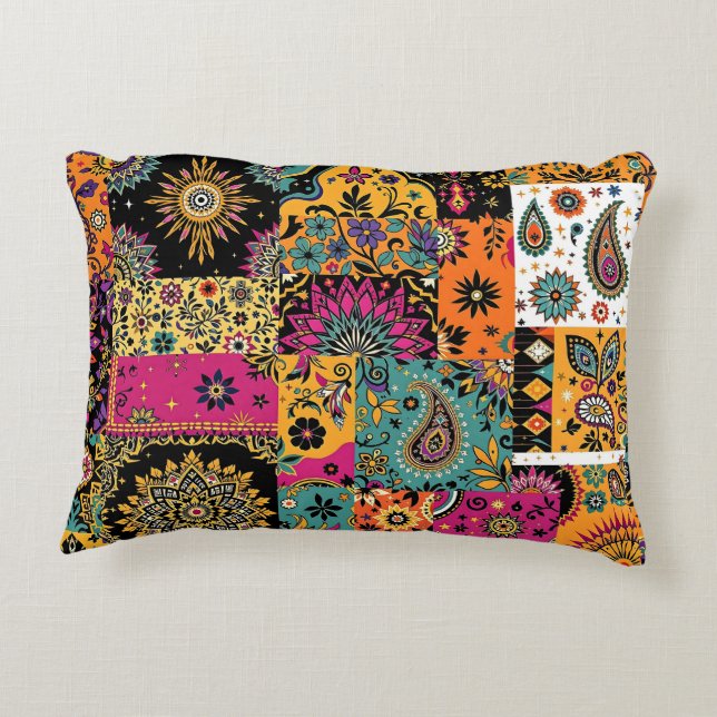 Boheemse Patchwork Mandala en Paisley Pattern Accent Kussen (Achterkant)