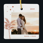 Boheemse strandpalmboom foto keramiek ornament<br><div class="desc">Boheemse strandpalmboom en sterren,  vakantiefoto ornament in roestige terracotta oranje.</div>