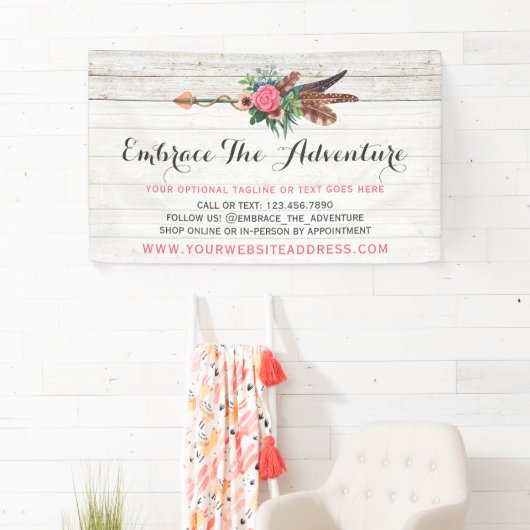 Bohemiaanse ventiel Arrow en Roos op Rustic White  Spandoek (Insitu)