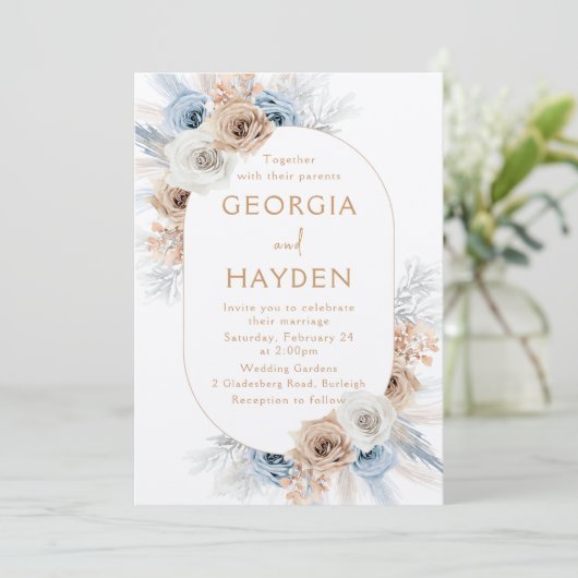 Bohemian Beige & Blauw Bloemen Lijst Bruiloft Kaart (Staand voorkant)