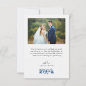 Bohemian Dusty Blue Floral Wedding Foto Bedankkaart (Achterkant)