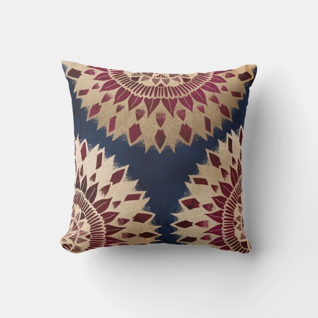Bohemian Gold Navy Burgundy Hand Drawn Mandala Buitenkussen (Voorkant)
