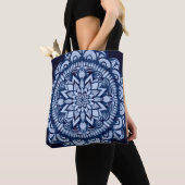 Bohemian Navy Blue Tie Dye Mandala Tote Bag (Dichtbij)