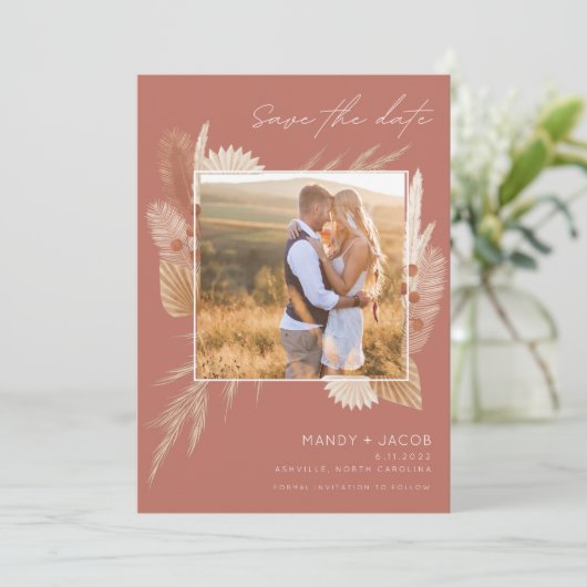 Bohemian Pampas Grass Foto Weddenschap Save The Date (Staand voorkant)