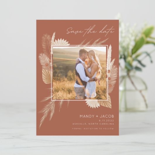 Bohemian Pampas Grass Foto Weddenschap Save The Date (Staand voorkant)