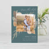 Bohemian Pampas Grass Foto Weddenschap Save The Date (Staand voorkant)