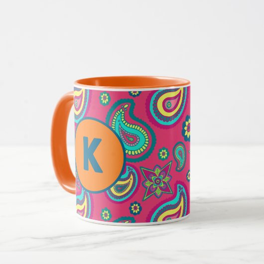 Bohemian Pink Paisley Pattern Custom Monogram Mok (Voorkant links)