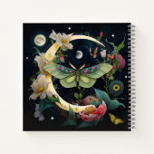Bohemian Style Moth Moon en Flowers Notitieboek (Achterkant)