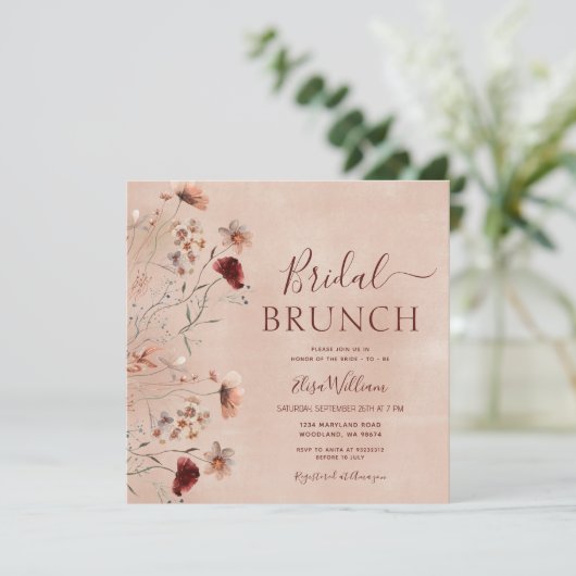Bohemian Wildflower Bridal Brunch Uitnodiging (Staand voorkant)