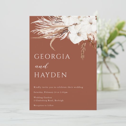 Bohemian Witte Bloemen & Terracotta Bruiloft Kaart (Staand voorkant)