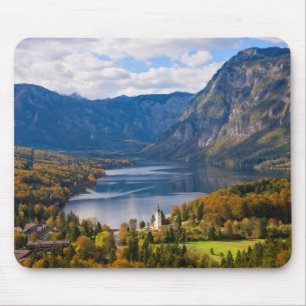 Bohinj-meer in Slovenië in het najaar Muismat