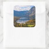 Bohinj-meer in Slovenië in het najaar Vierkante Sticker (Tas)