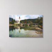 Bohinj meer met kerk in Slovenië canvas print (Voorkant)